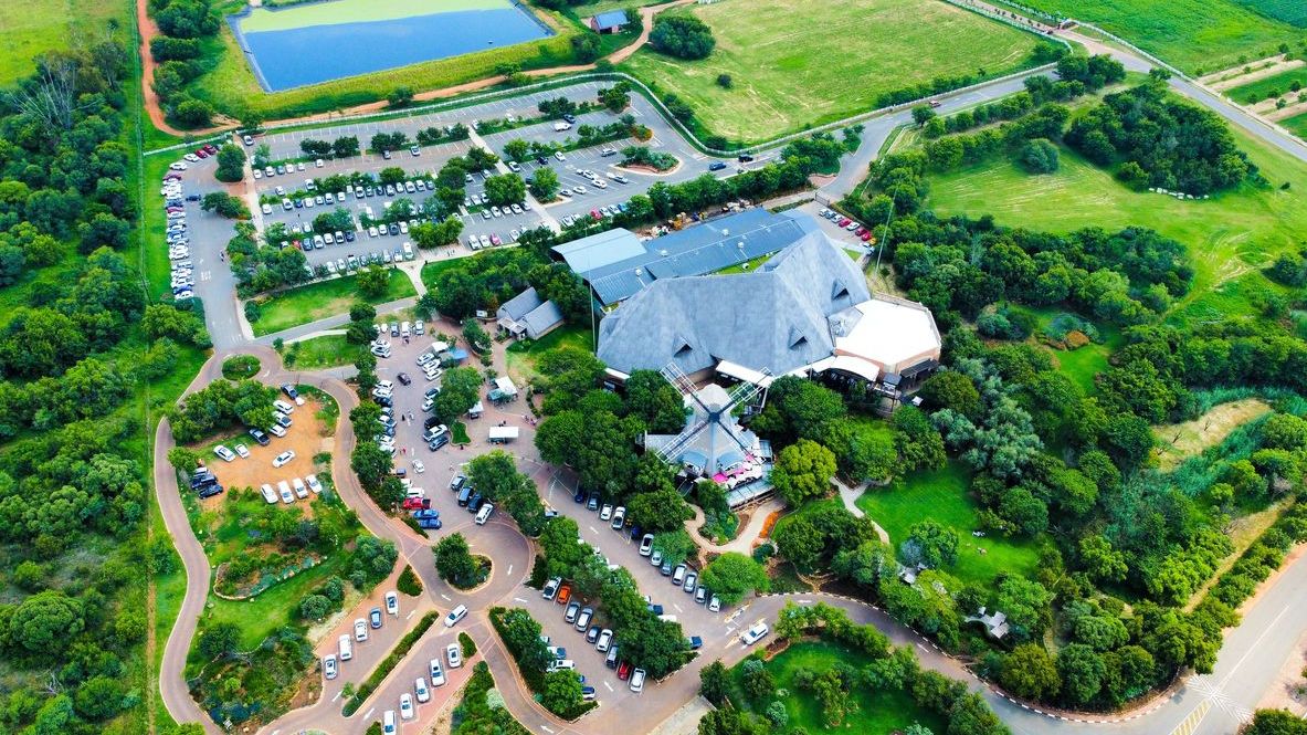 地方創生に寄与する複合施設